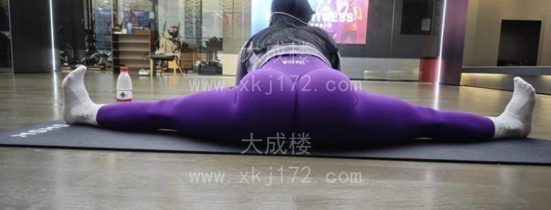 福田充满力量感的吸金女神