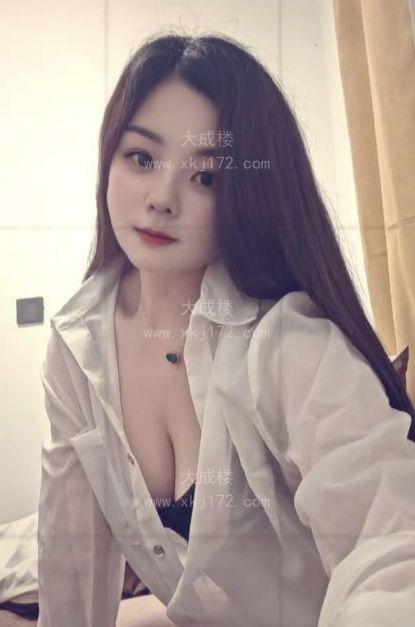 雨花白嫩小骚妇