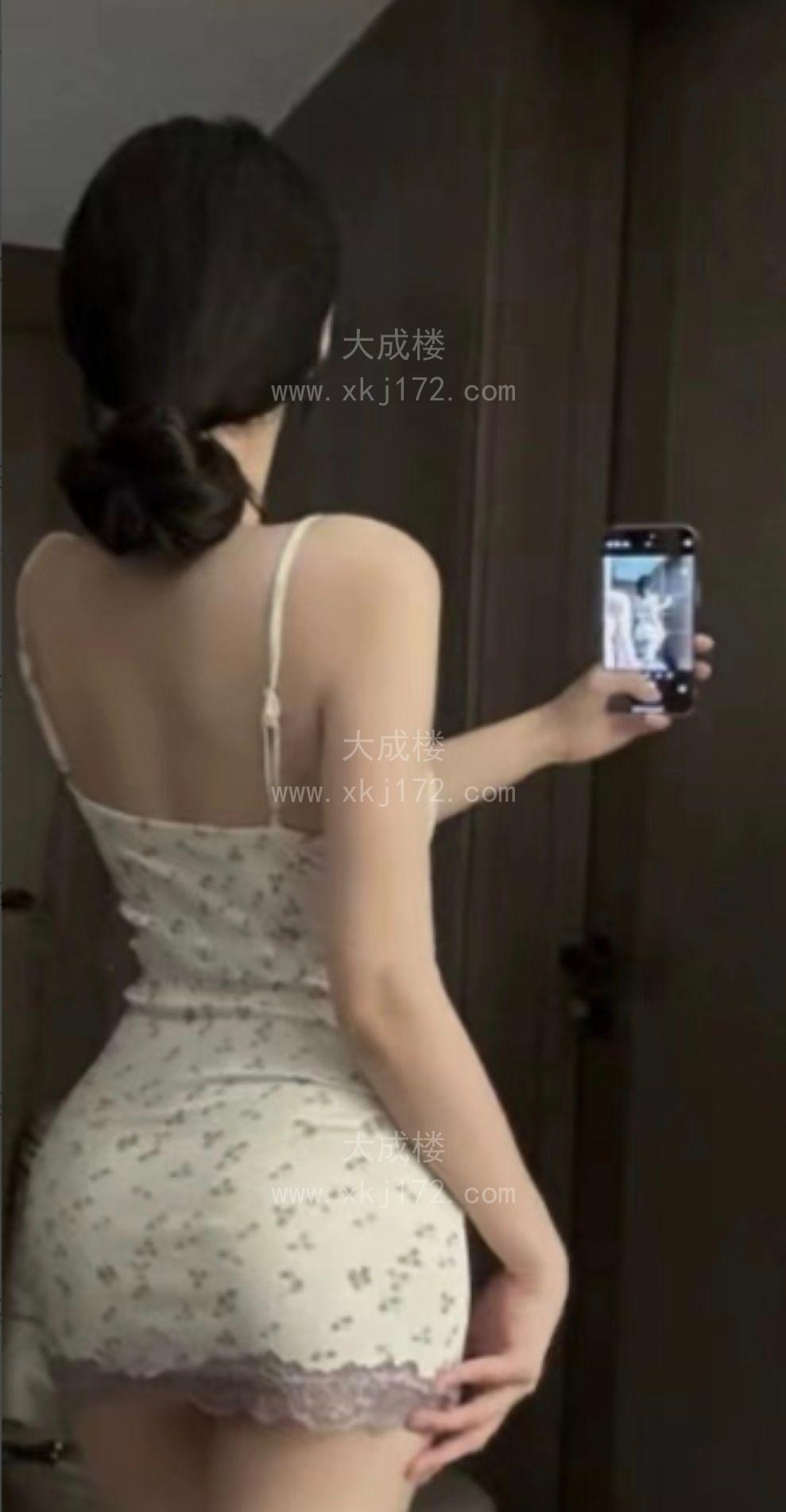 海珠性感风骚美眉兔兔