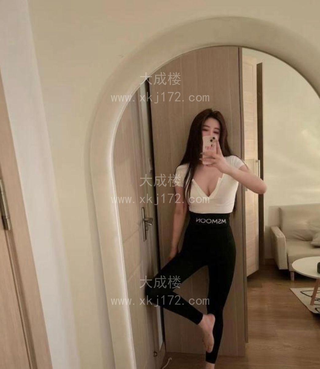 天河瑜伽大长腿琳琳