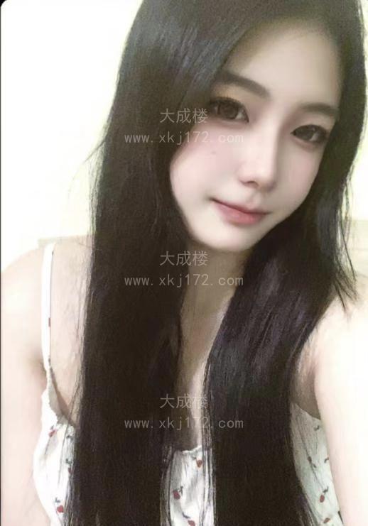 蜜桃臀妹子懒懒