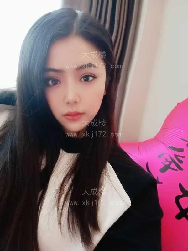 白云梅花园天然大波妹美美
