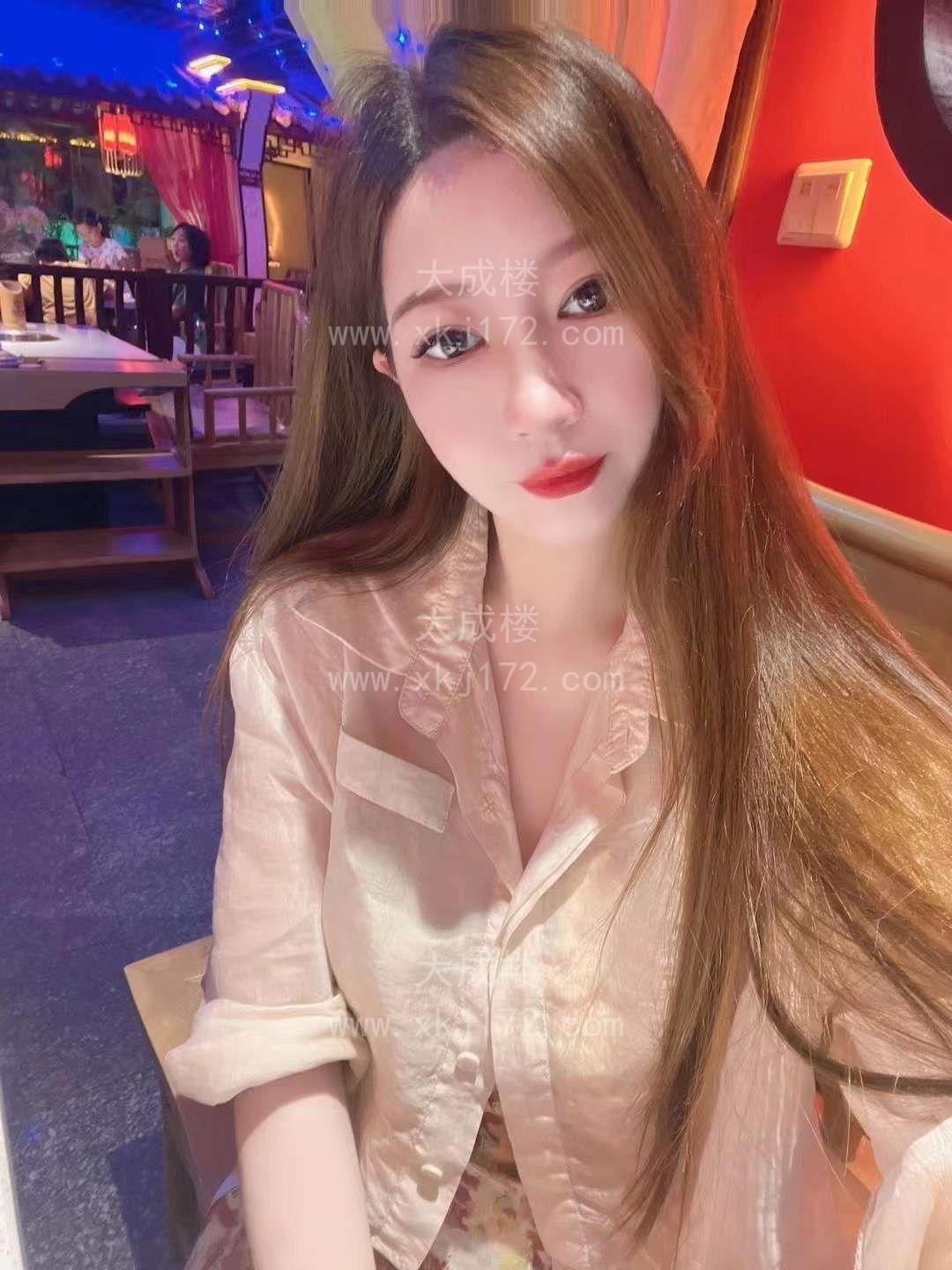 天河性感丰满丽丽