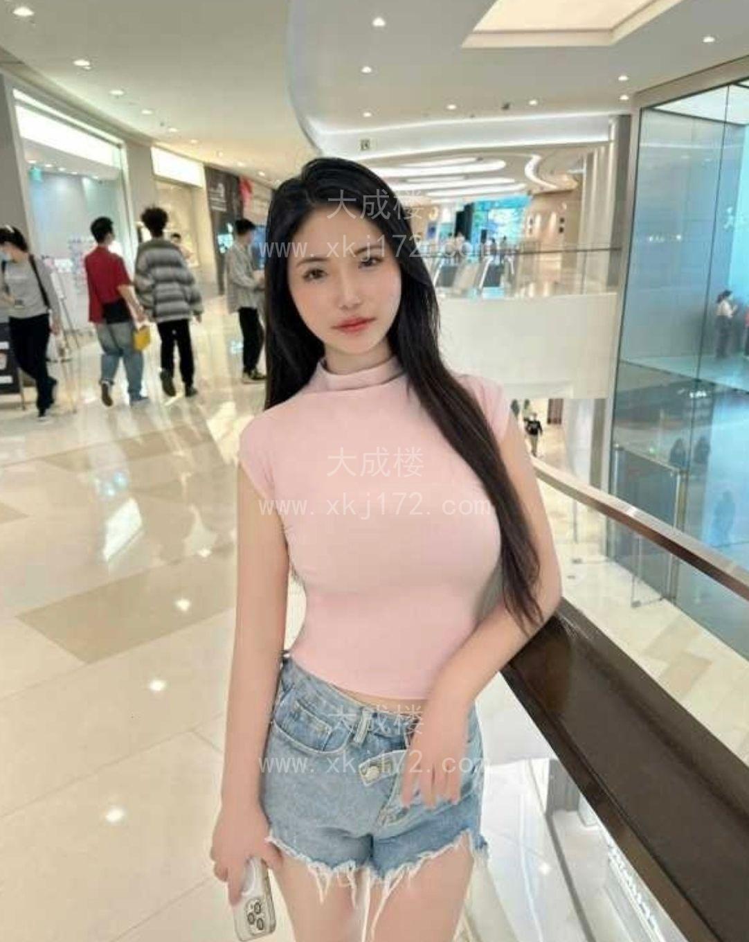 越秀风骚温柔女模米雪