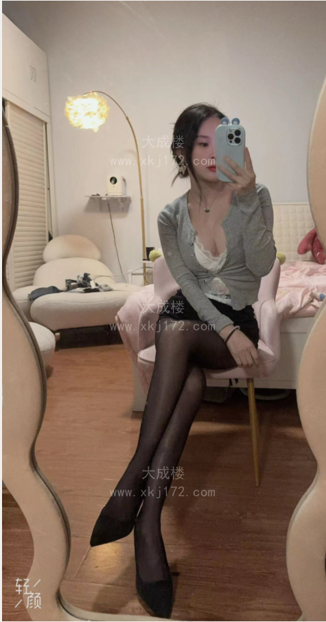 白云北性格开朗性感小颜